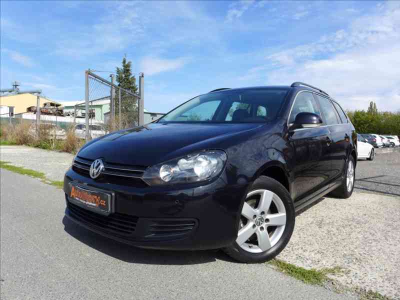 Volkswagen Golf 1,2 TSI DIGI KLIMA, SERVIS - foto 1