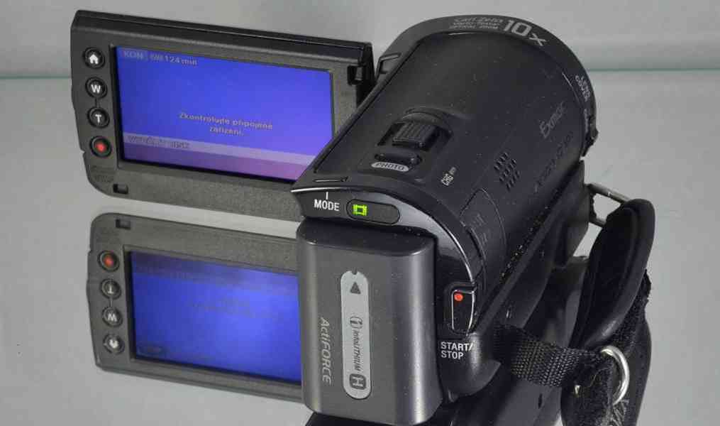 Sony HDR-CX105e **videokamera*Full HDV*8 GB paměti - foto 9