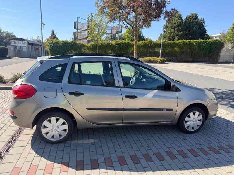 Renault Clio 1.1, 2009, 158 000 km, 1. majitel - foto 10