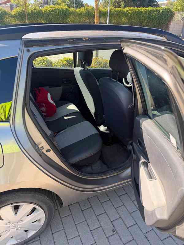 Renault Clio 1.1, 2009, 158 000 km, 1. majitel - foto 7