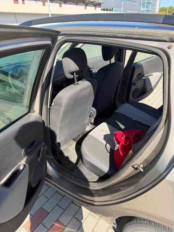 Renault Clio 1.1, 2009, 158 000 km, 1. majitel - foto 5