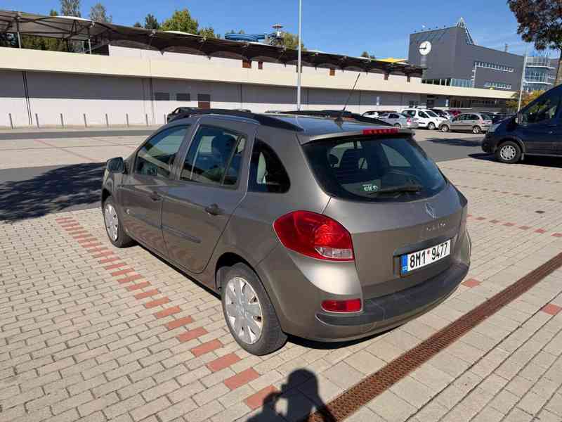 Renault Clio 1.1, 2009, 158 000 km, 1. majitel - foto 12