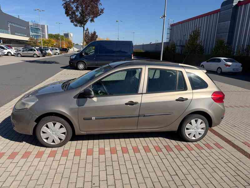 Renault Clio 1.1, 2009, 158 000 km, 1. majitel - foto 14
