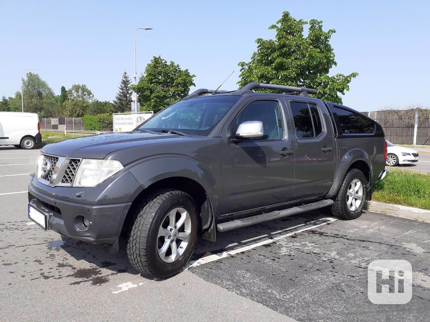 Nissan Navara, Double Cab 2.5 DCI, 4x4, tažné, kůže - foto 1