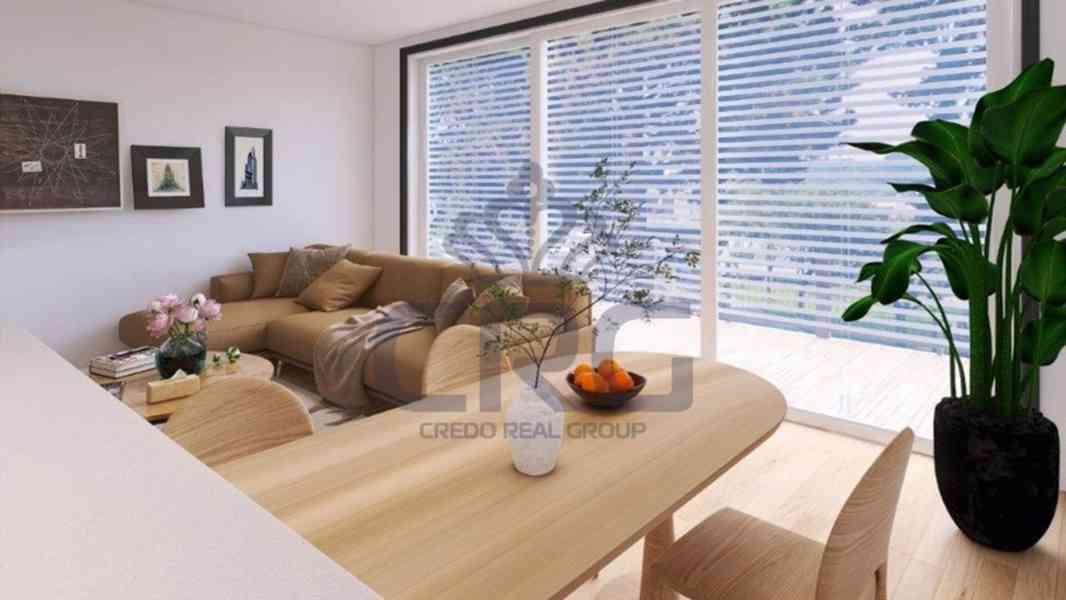 PRODEJ LUXUSNÍ NOVOSTAVBY BYTU 3+KK, OBEC ČESKÁ - foto 9