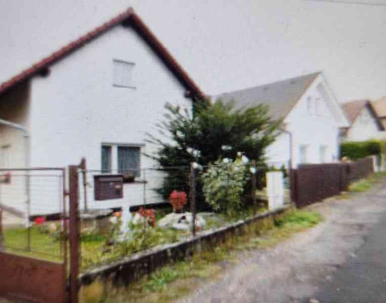 RD Čeperka, ul. Nedbalova, pozm. 1.077 m2, 