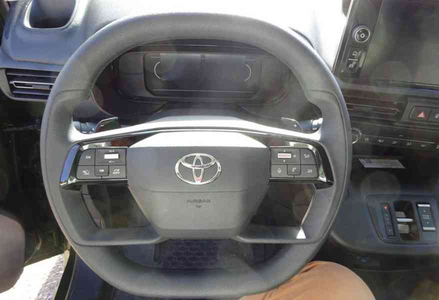 Toyota Proace City 1.5D Long r.v.2025 AUTOMAT 7 Míst ČR  - foto 8