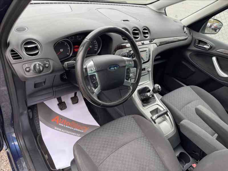 Ford Galaxy 2,0 TDCi Ghia 7 MÍST - foto 10