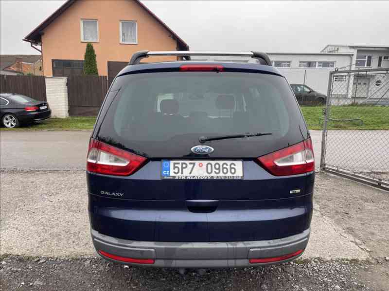 Ford Galaxy 2,0 TDCi Ghia 7 MÍST - foto 9