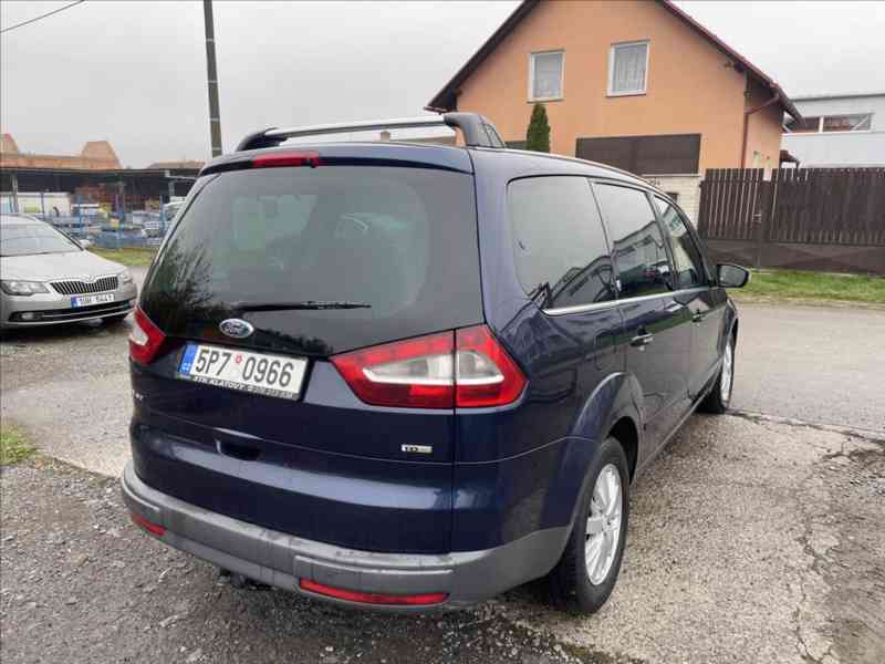 Ford Galaxy 2,0 TDCi Ghia 7 MÍST - foto 3