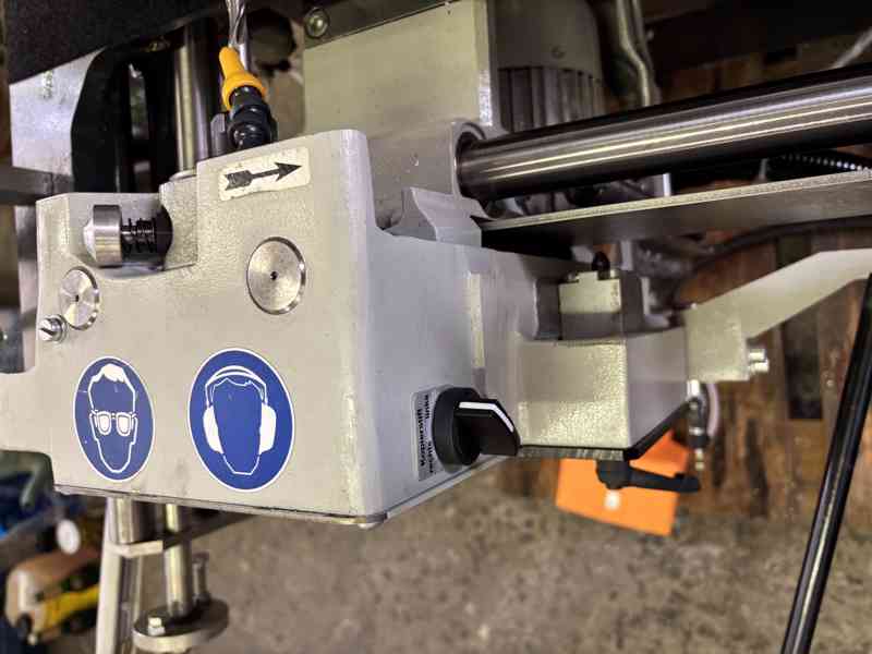 elumatec KF 178/00   -  3 vřetenová kopírovací fréza   - foto 12