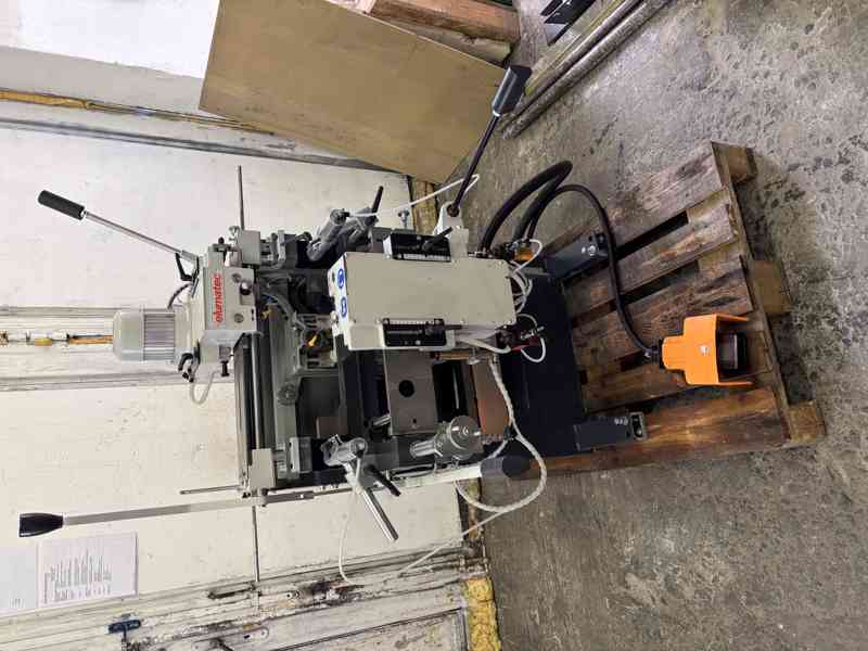 elumatec KF 178/00   -  3 vřetenová kopírovací fréza   - foto 2
