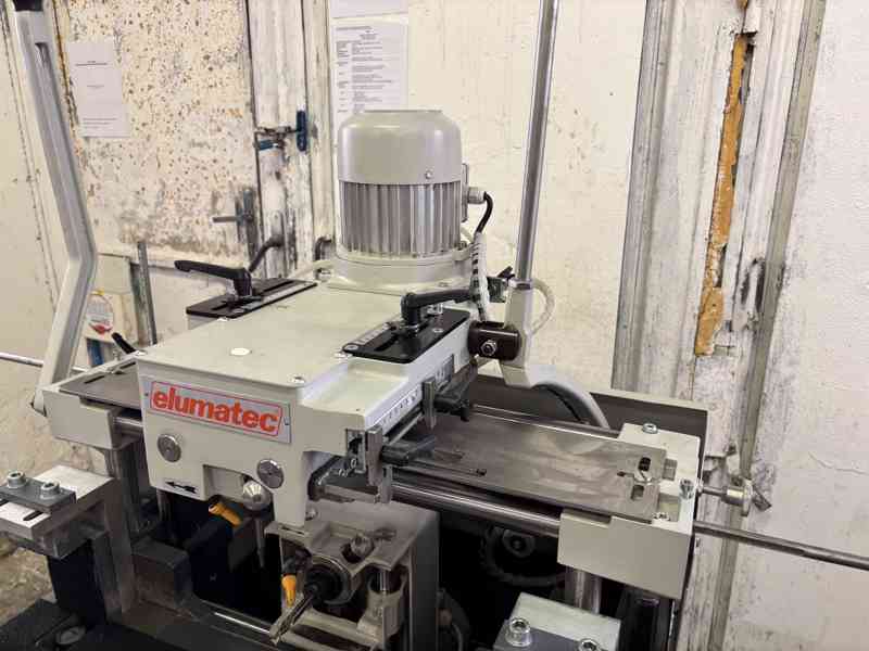 elumatec KF 178/00   -  3 vřetenová kopírovací fréza   - foto 11