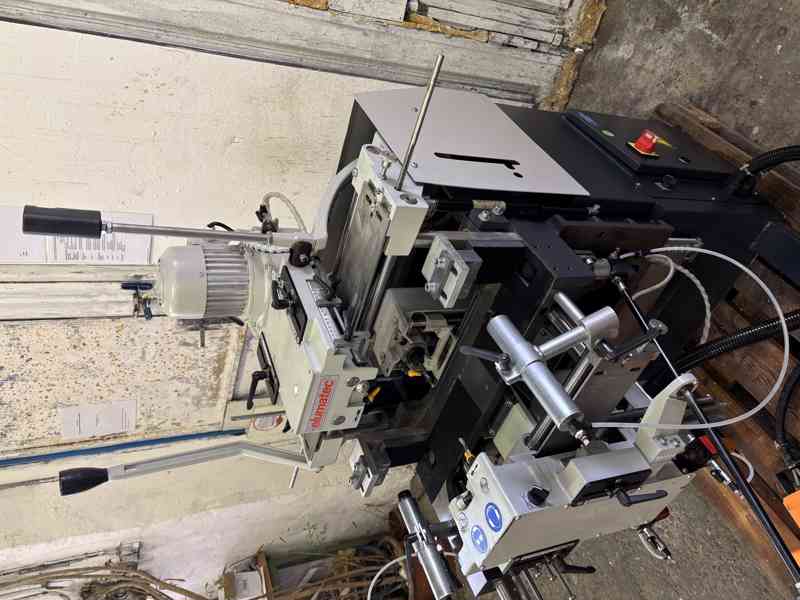 elumatec KF 178/00   -  3 vřetenová kopírovací fréza   - foto 10