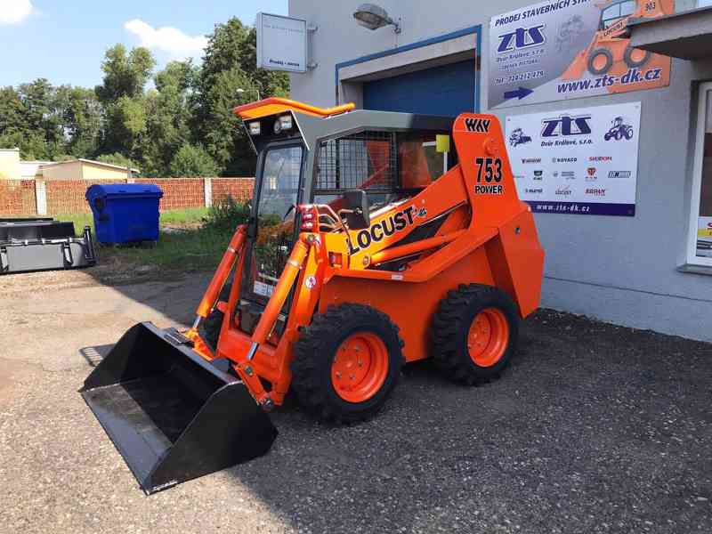 Smykový nakladač LOCUST 753 - foto 3