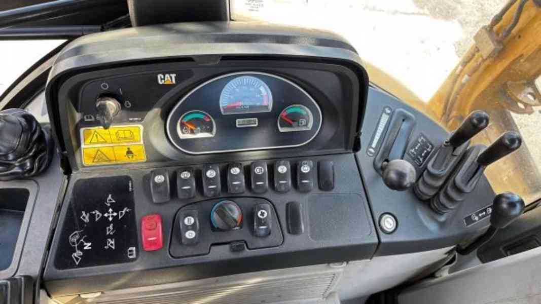 traktorbagr CAT 432 E - foto 5