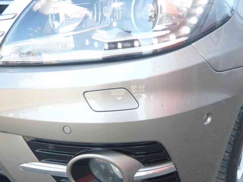 VOLKSWAGEN PASSAT CC 2.0 TDI DSG 4MOTION R-LINE 1.MAJITEL,ČR - foto 38