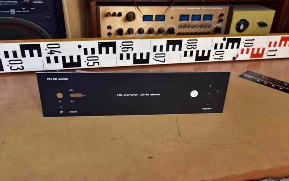 SG 60 Junior gramofon - nový čelní panel