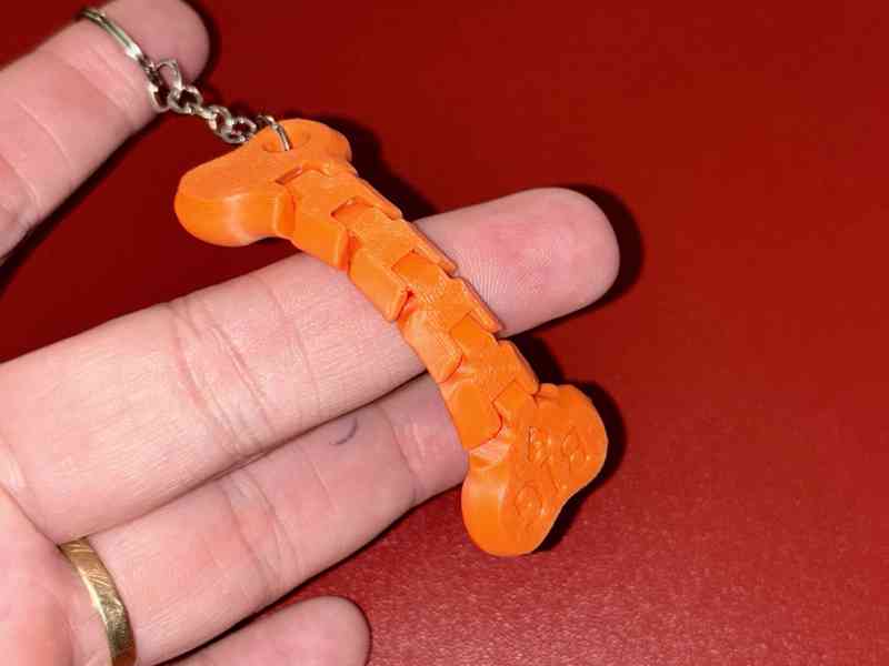 Antistresová klíčenka – pohyblivá kost (malá) - foto 2