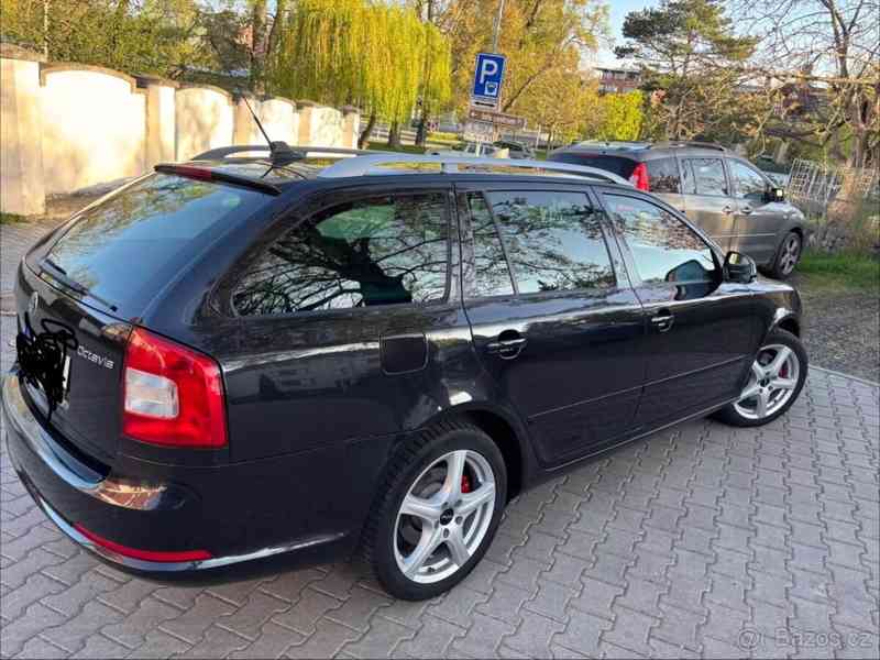 Škoda Octavia 2,0   2 VRS - foto 5