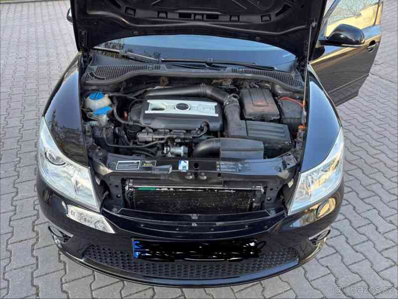 Škoda Octavia 2,0   2 VRS - foto 15