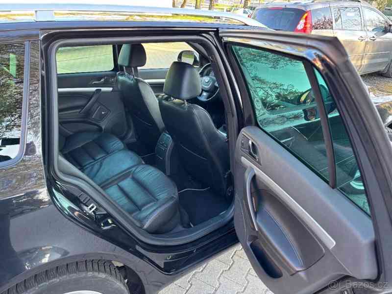 Škoda Octavia 2,0   2 VRS - foto 11