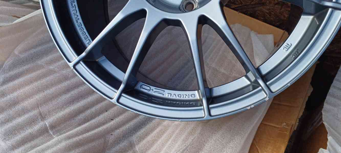 Ultralehké OZ Ultraleggera 17" 5x112 graphite - foto 8