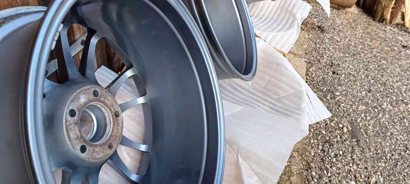 Ultralehké OZ Ultraleggera 17" 5x112 graphite - foto 15