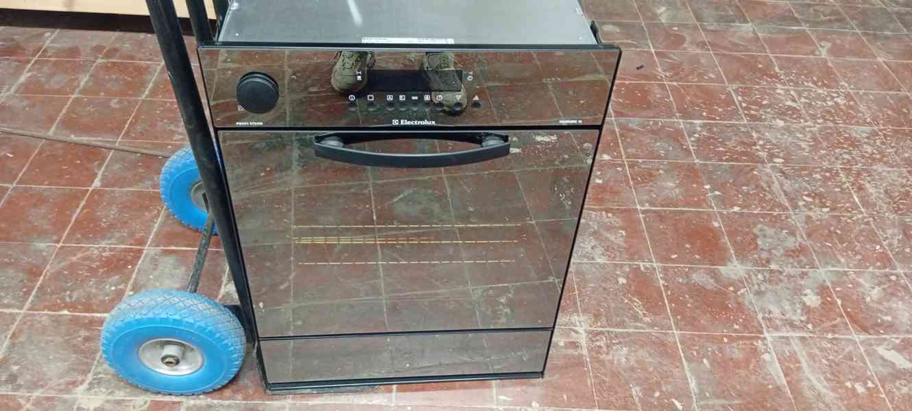 Top Swiss Line SL Elektrolux vestavné trouby - foto 4