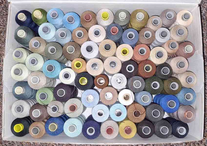 Nitě GÜTERMANN - foto 2