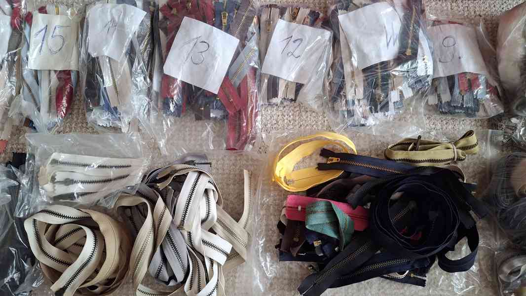 Krejčovské potřeby pro švadlenky - foto 4