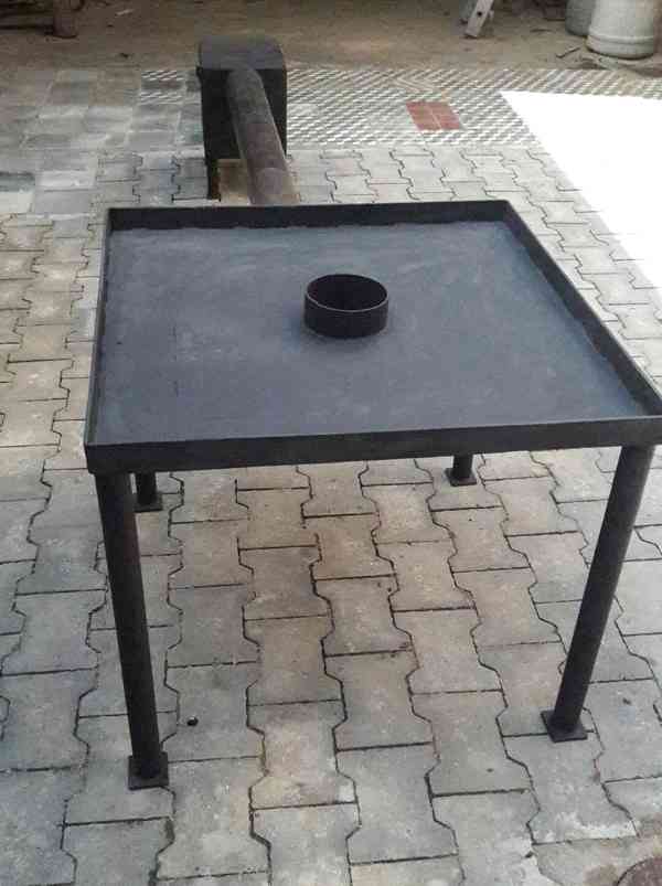 Prodám nové masivní topeniště k udírně  - foto 7