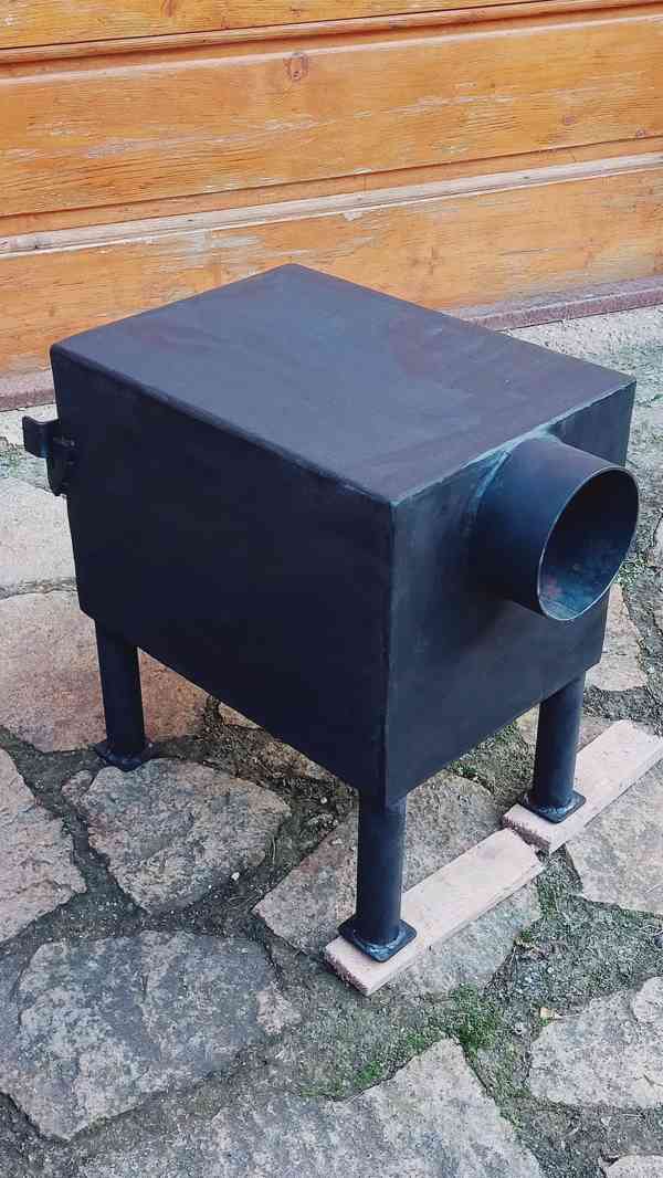 Prodám nové masivní topeniště k udírně  - foto 5