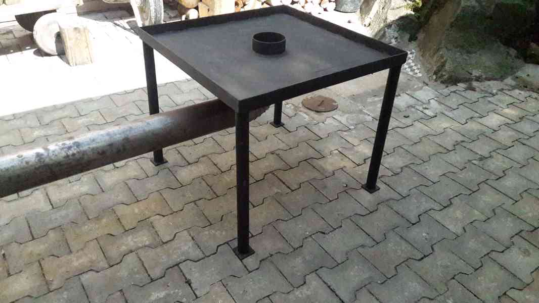 Prodám nové masivní topeniště k udírně  - foto 8
