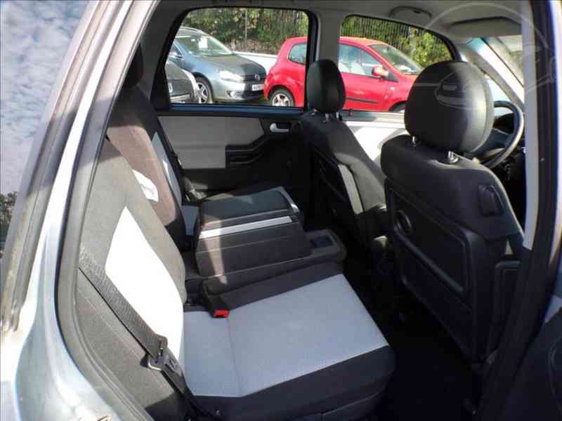 Opel Meriva 1,6 16V TAŽNÉ ZAŘÍZENÍ - foto 10