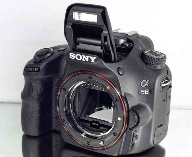 Sony SLT- A58 20,1 MPix *FullHDV*BIONZ*26000 Exp. - foto 4