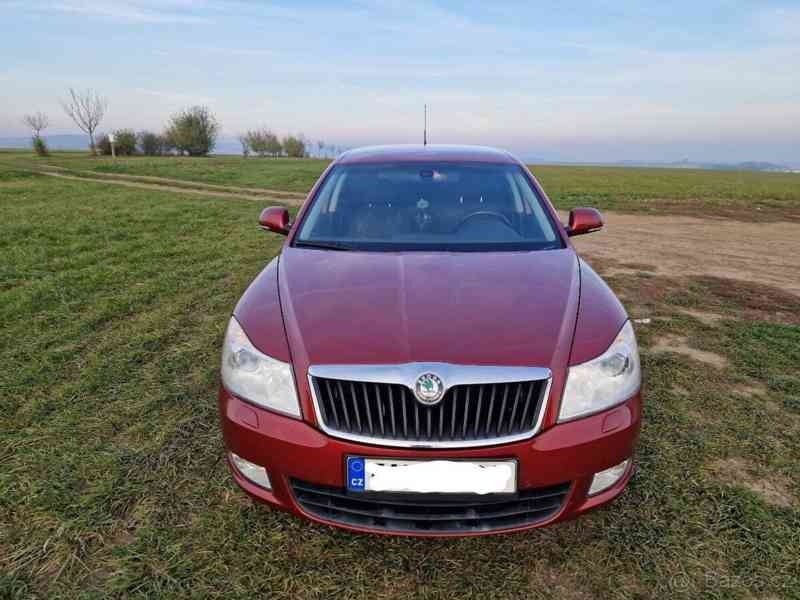 Škoda Octavia 1,4 TSI Elegance Combi  2 - foto 13