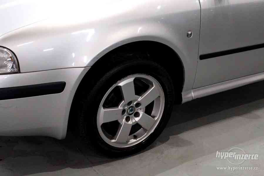 Škoda Octavia 1.9 TDI STYLE 4x4 Top Stav - foto 8