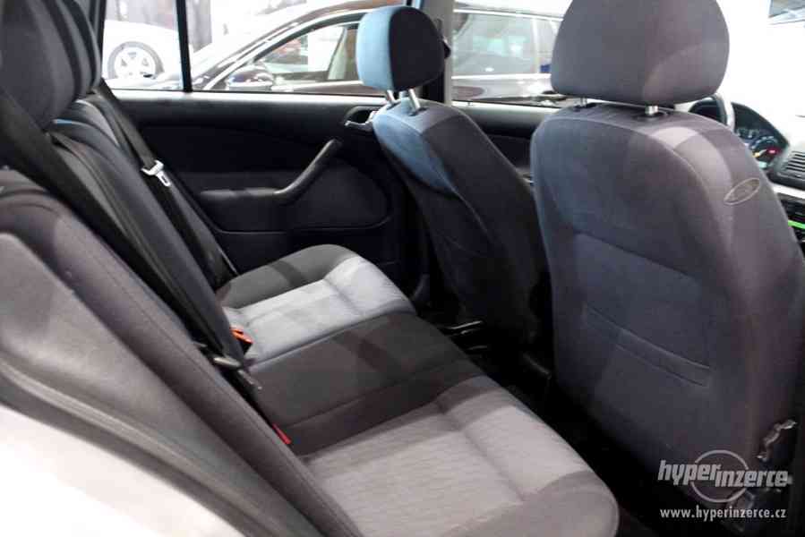 Škoda Octavia 1.9 TDI STYLE 4x4 Top Stav - foto 26