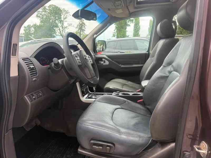 Nissan Pathfinder 3.0 dCi LE 170kw - foto 5