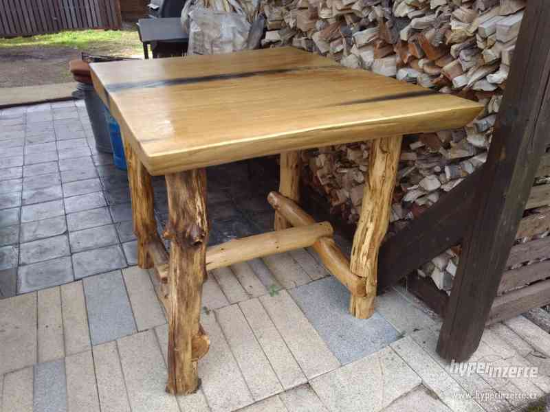 Prodám masivní dubový stůl - foto 13