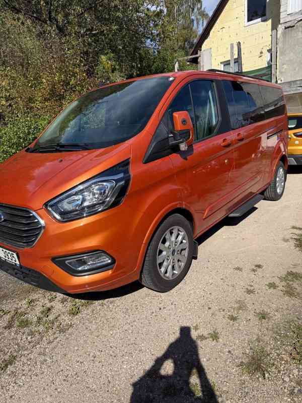 Ford Tourneo Custom - foto 8