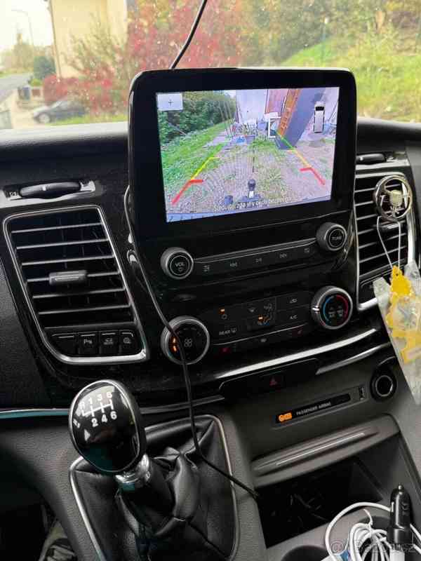 Ford Tourneo Custom - foto 3