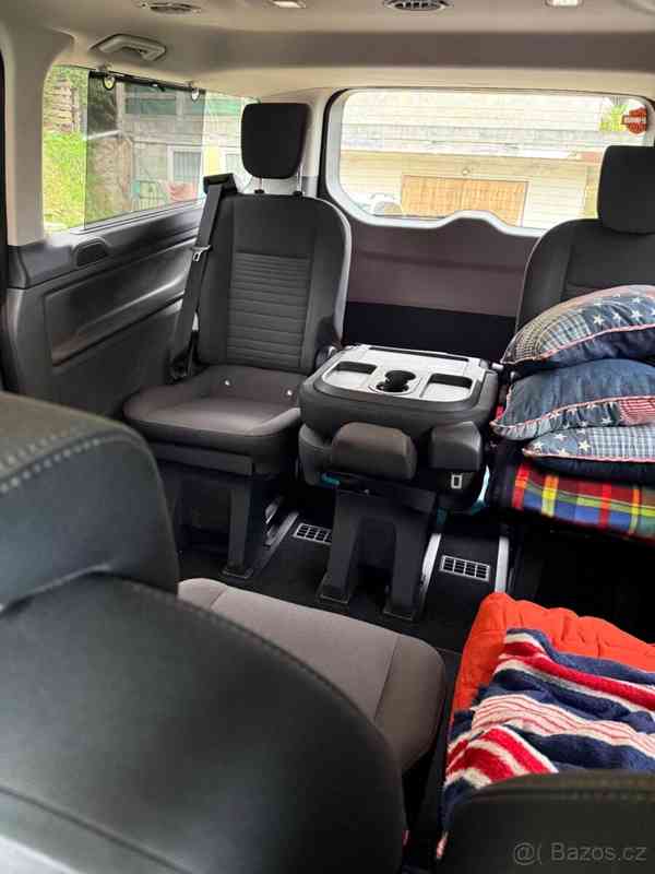 Ford Tourneo Custom - foto 5