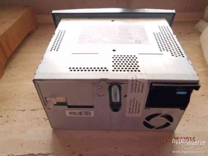 Autorádio CD 30 MP3 GM Delphi Grundig - nepoužívané - foto 3