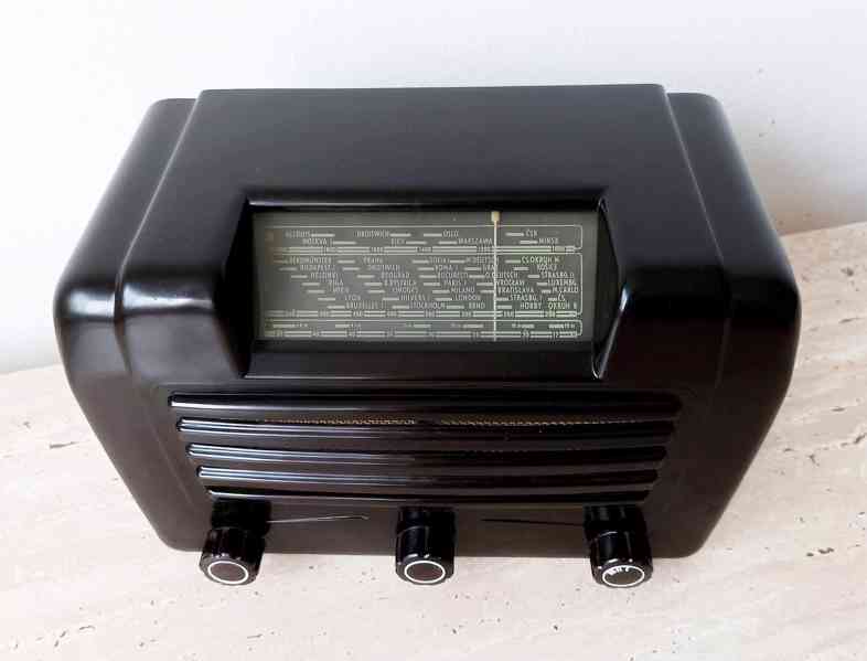 Krásný bytový doplněk - starožitné rádio Tesla Talisman 305U - foto 2
