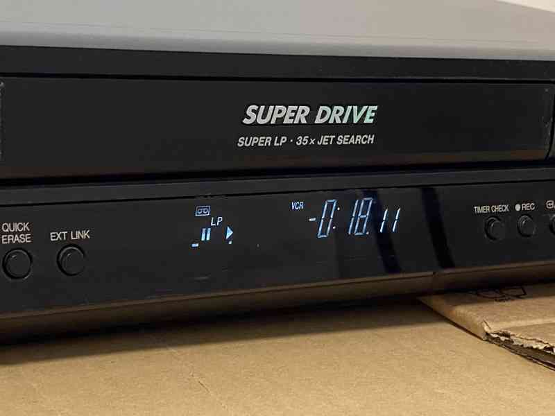 Panasonic NV-HV60 - 6 hlavý videorekordér VHS  - foto 3