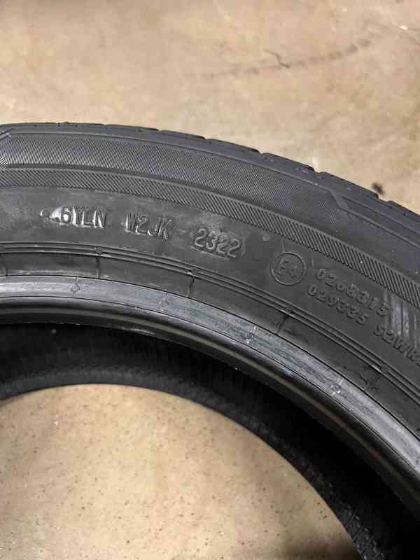 Zimní pneumatiky BARUM POLARIS 5 195/55 R15 85H - foto 2