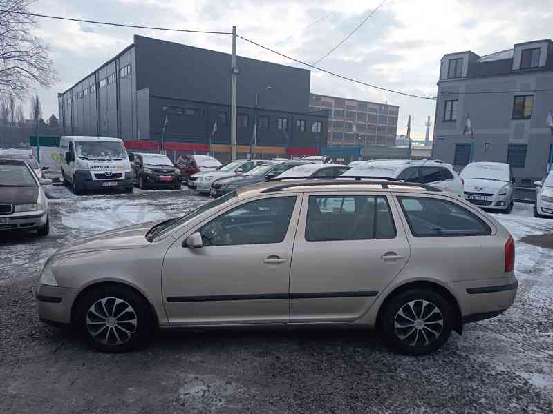 ŠKODA Octavia Combi 1,9TDI Ambition 77 kw  - foto 4
