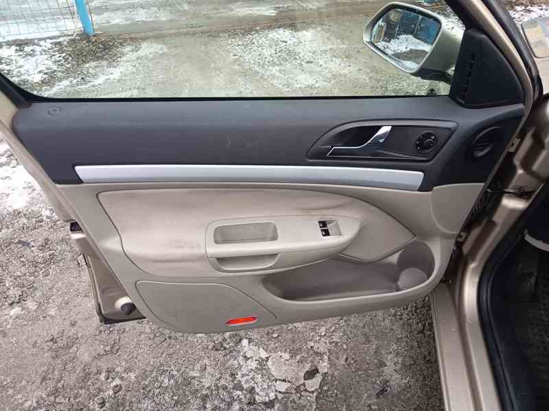 ŠKODA Octavia Combi 1,9TDI Ambition 77 kw  - foto 19